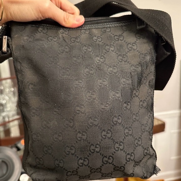 Gucci Black Crossbody Bag for Men - Picture 2 of 13